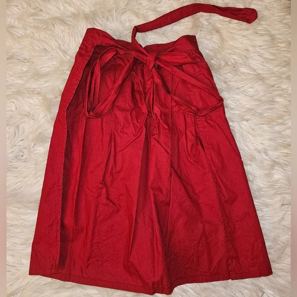 Red Waist Apron – Adjustable Fit - Picture 2 of 2